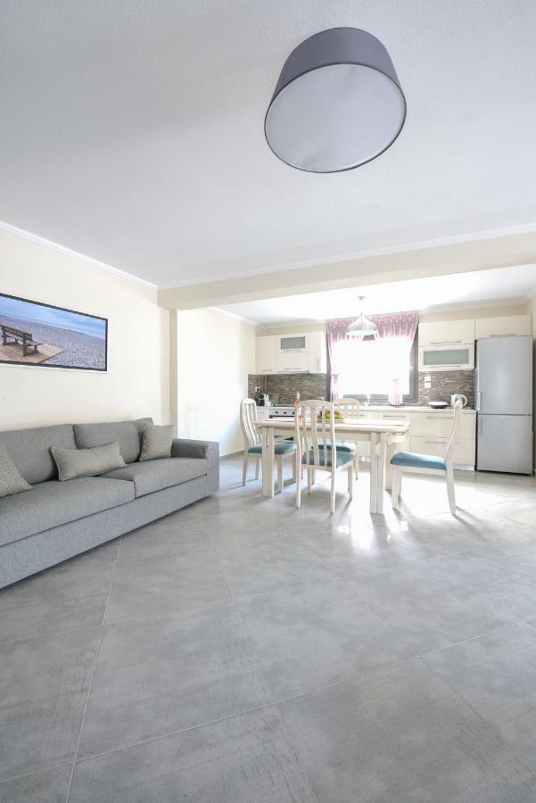 W1 Rooms Cavala Exterior foto