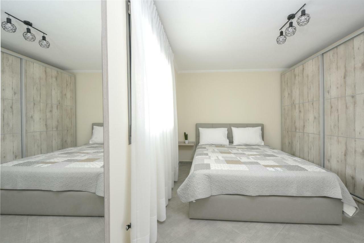 W1 Rooms Cavala Exterior foto